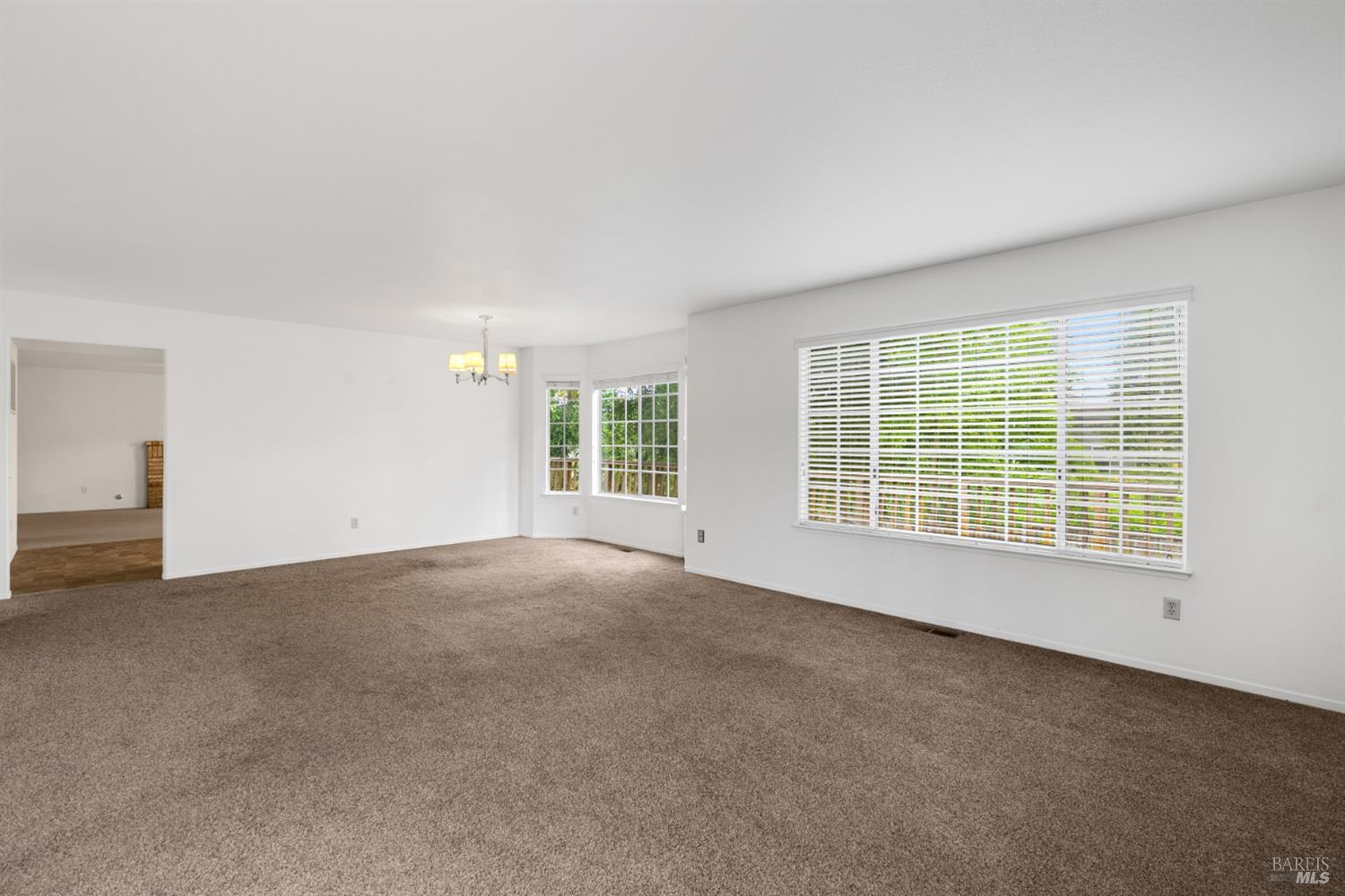 2319 Jennings Avenue Santa Rosa, CA 95401 - Photo 6 of 34