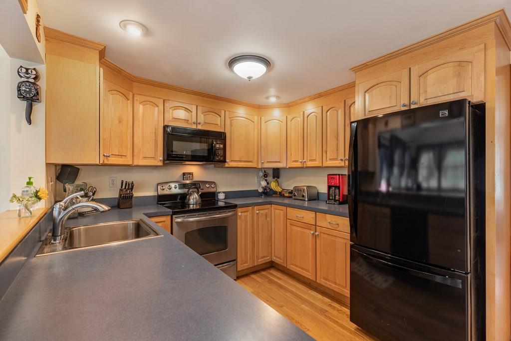 14 Lilian Rd Extension Framingham, MA 01701 - Photo 12 of 35 Gallery Image 12