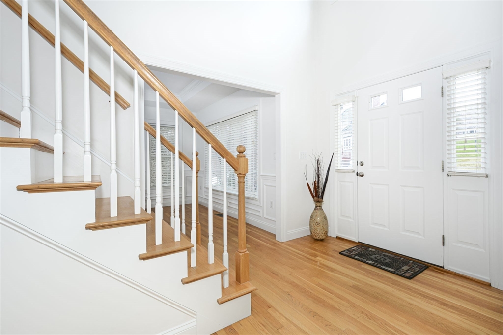 26 Glen Road Hopkinton, MA 01748 - Photo 4 of 34 Gallery Image 4