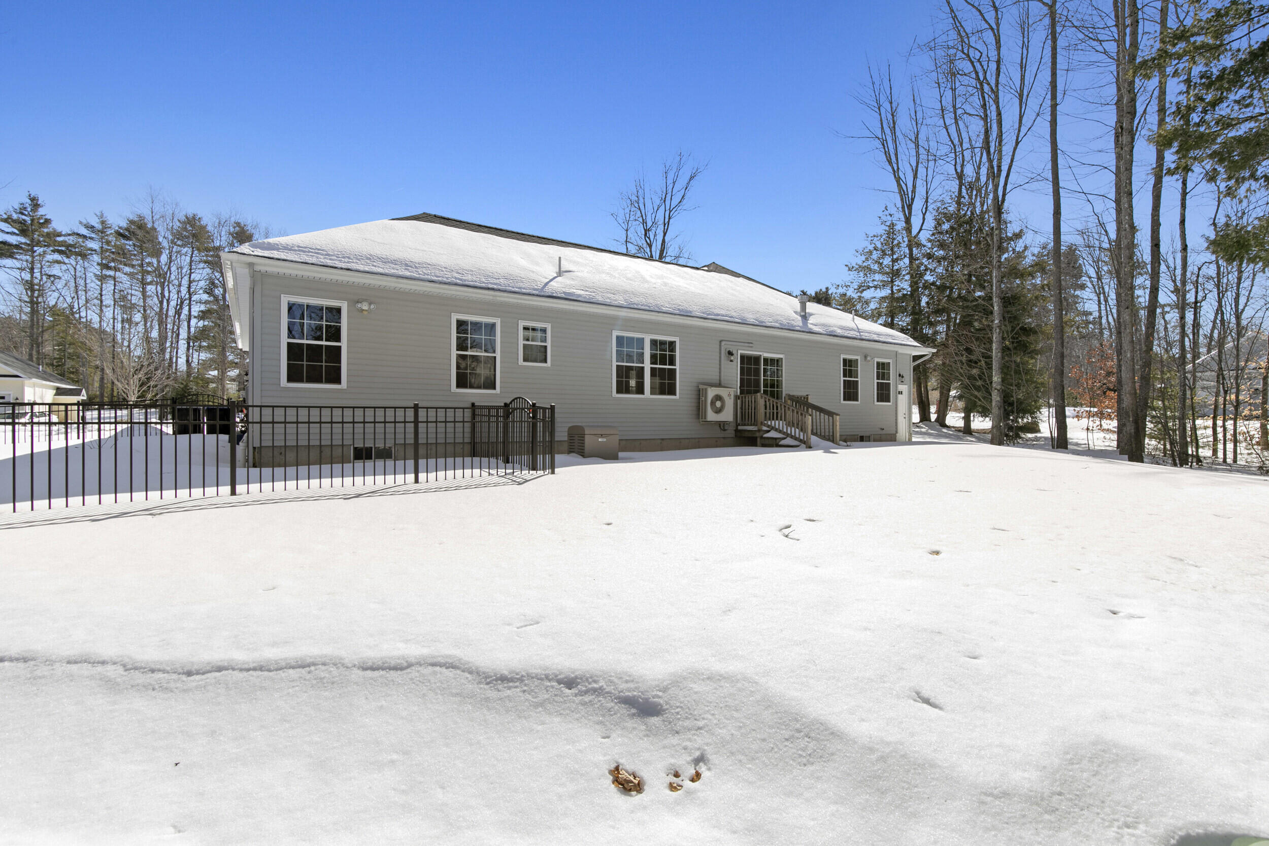 9 Neptune Road Old Orchard Beach, ME 04064 - Photo 26 of 28 Back, exterior, fenced in space