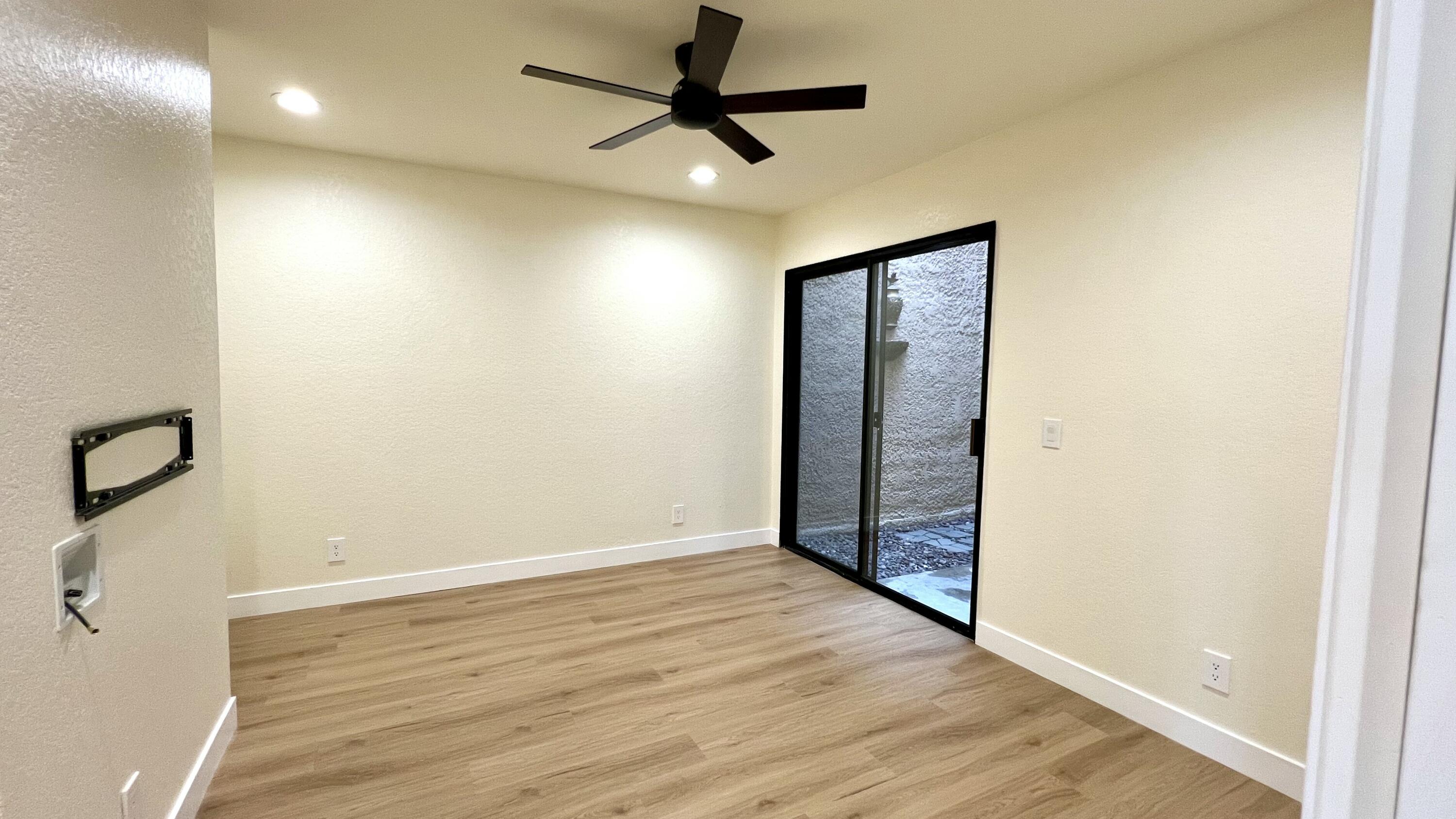 54 Maximo Way Palm Desert, CA 92260 - Photo 15 of 27 guest bedroom