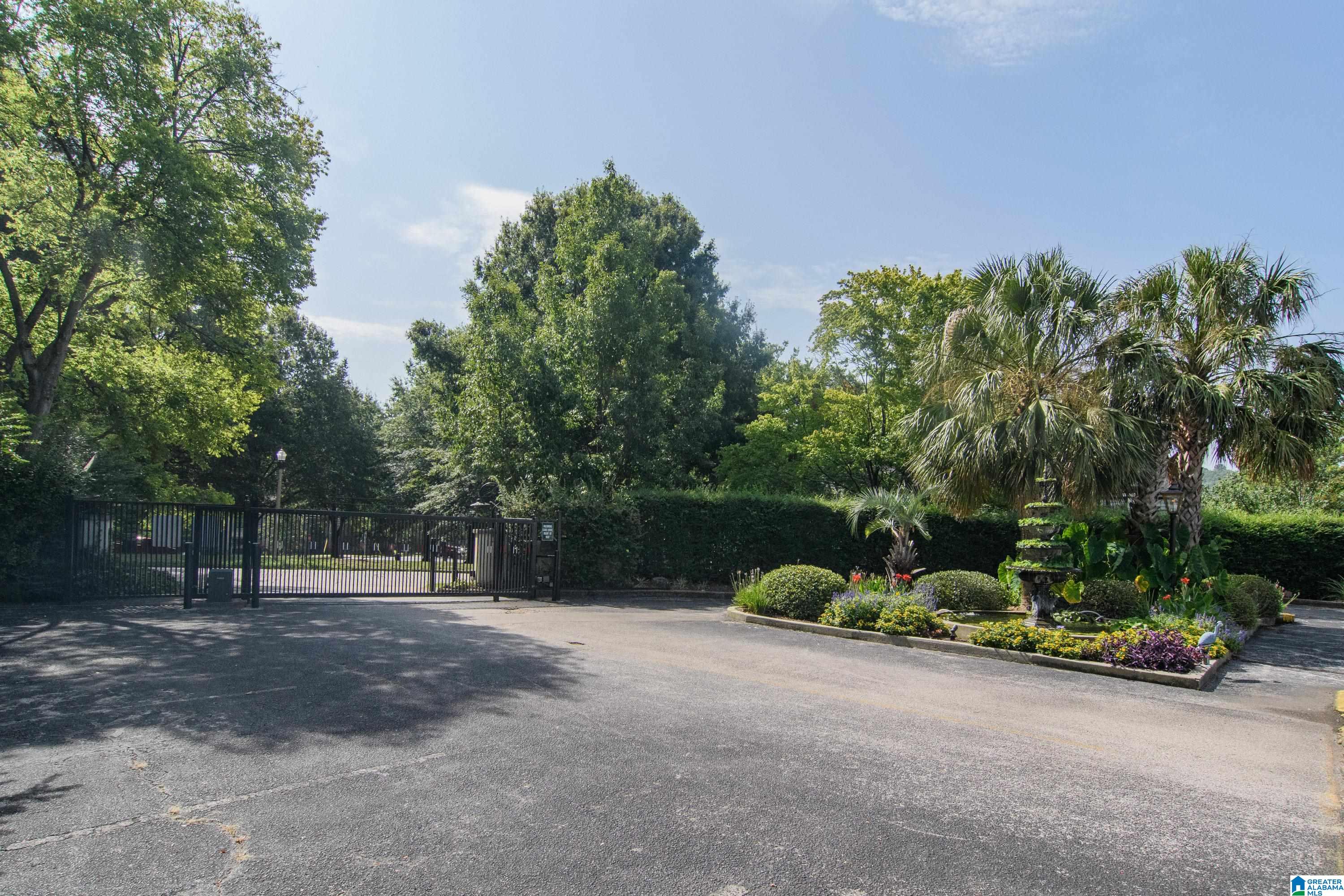 57 Hanover Circle, Unit 217 Birmingham, AL 35205 - Photo 26 of 27