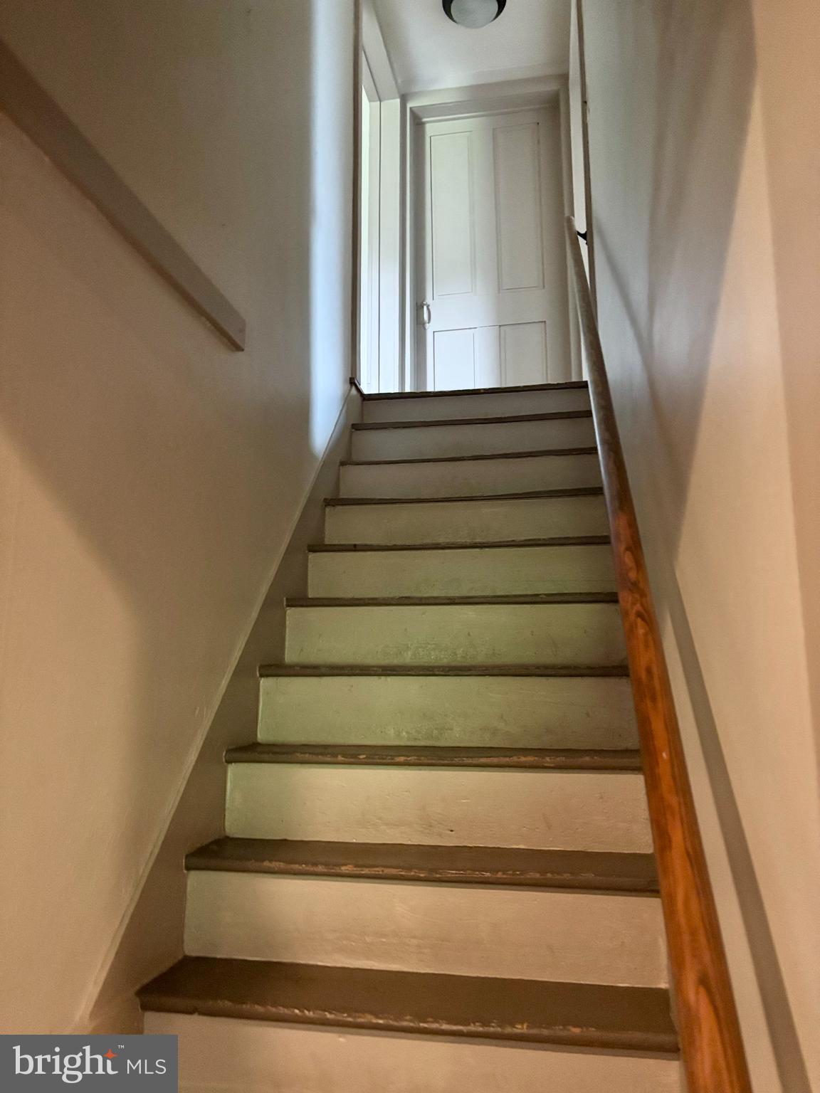 290 Woods Road Abbottstown, PA 17301 - Photo 14 of 49 a view of entryway