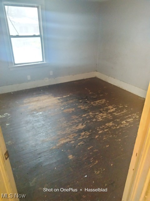 822 Parkman Road Northwest Warren, OH 44485 - Photo 6 of 8 View of empty room