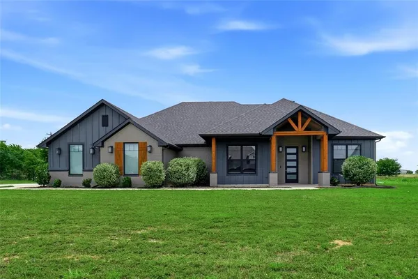 $489,500 | 6909 Scarlett Way, Godley, TX 76044