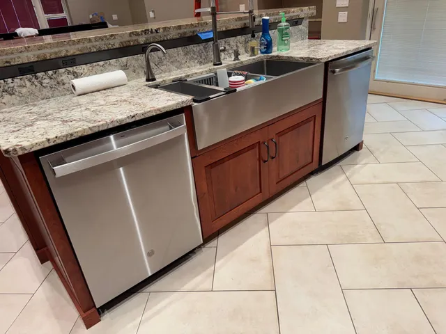 $674,999 | 15913 810th Avenue, Glenville, MN 56036