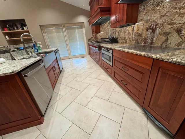 $674,999 | 15913 810th Avenue, Glenville, MN 56036