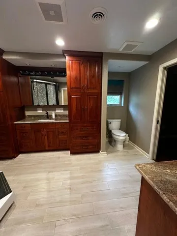 $674,999 | 15913 810th Avenue, Glenville, MN 56036