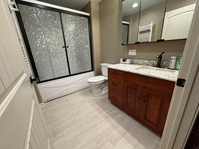 $674,999 | 15913 810th Avenue, Glenville, MN 56036