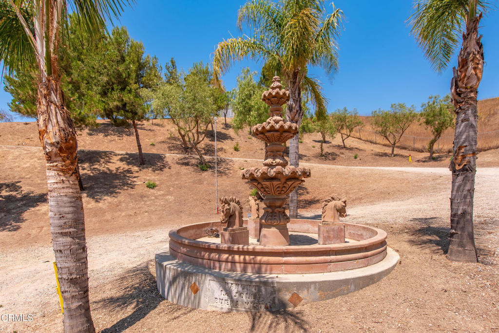 8450 Waters Road Moorpark, CA 93021 - Photo 15 of 38