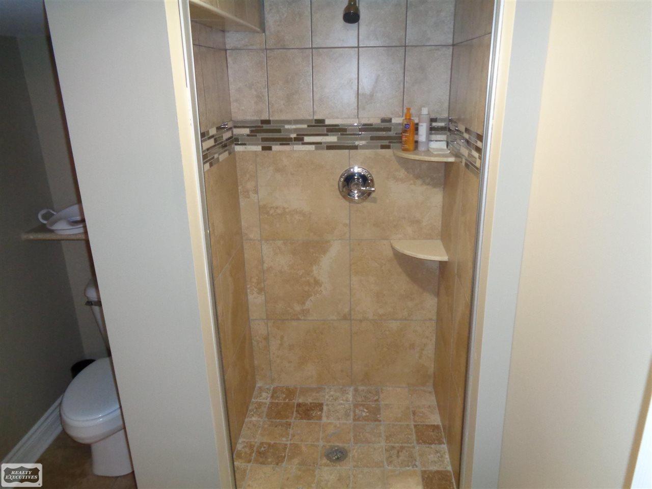 909 Lafayette Court Rochester, MI 48307 - Photo 38 of 44