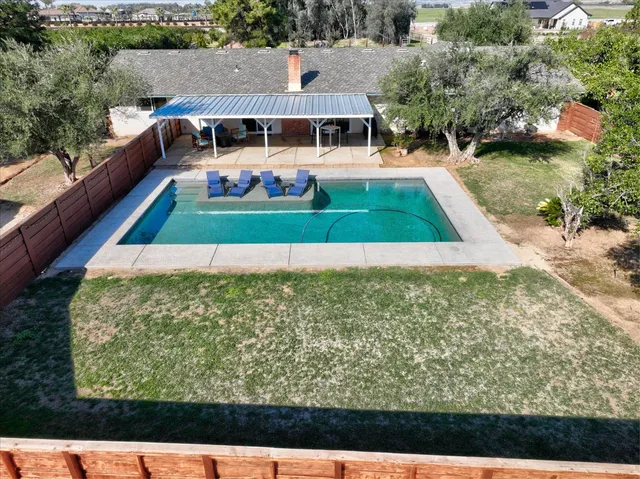 $849,999 | 13717 East Shaw Avenue, Sanger, CA 93657