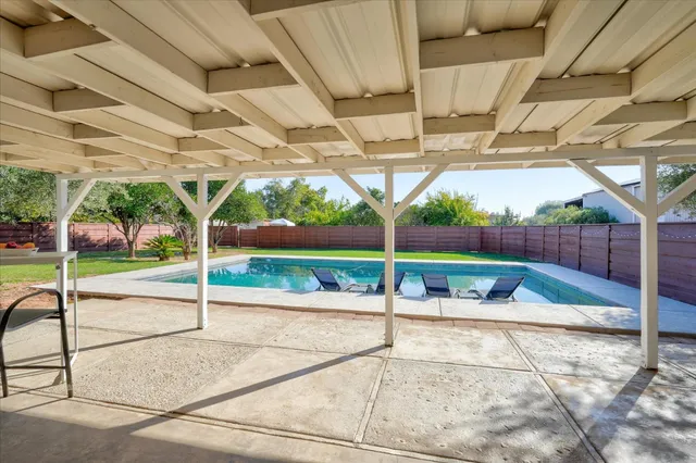 $849,999 | 13717 East Shaw Avenue, Sanger, CA 93657