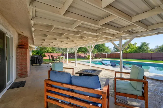 $849,999 | 13717 East Shaw Avenue, Sanger, CA 93657