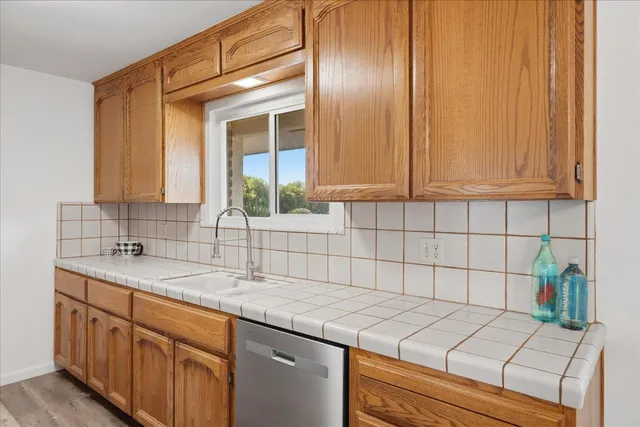 $849,999 | 13717 East Shaw Avenue, Sanger, CA 93657