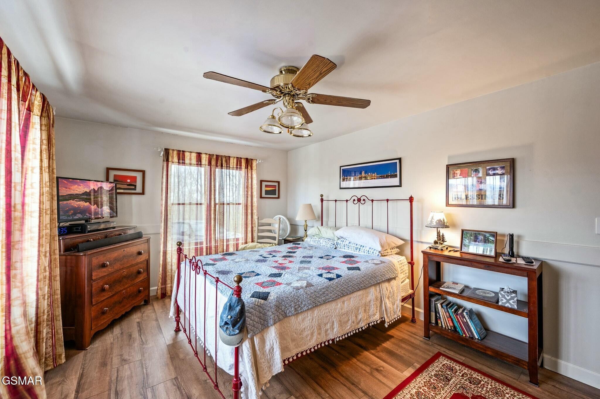 3013 Hatcher Top Road Sevierville, TN 37862 - Photo 16 of 36 Gallery Image 16
