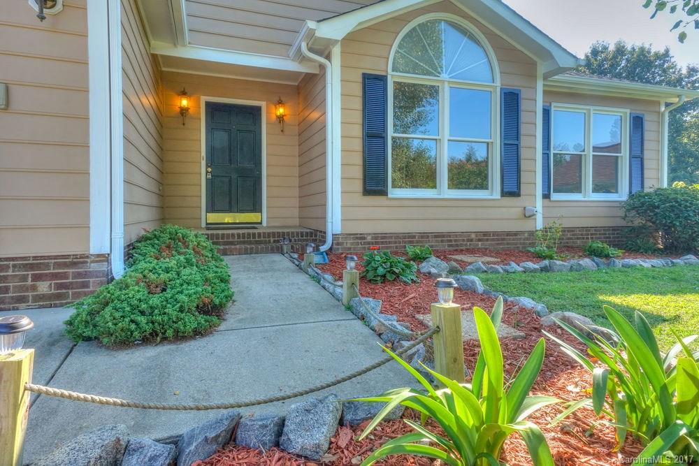 1824 Running Brook Road Charlotte, NC 28214 - Photo 2 of 20 Gallery Image 2