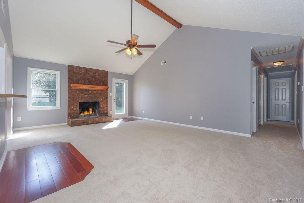 1824 Running Brook Road Charlotte, NC 28214 - Photo 11 of 20 Gallery Image 11