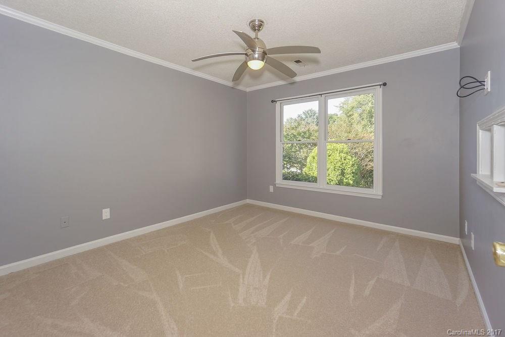 1824 Running Brook Road Charlotte, NC 28214 - Photo 12 of 20 Gallery Image 12