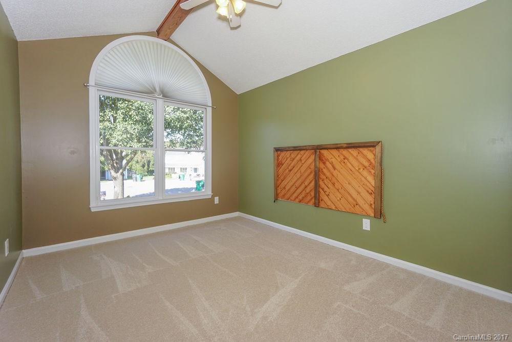 1824 Running Brook Road Charlotte, NC 28214 - Photo 13 of 20 Gallery Image 13