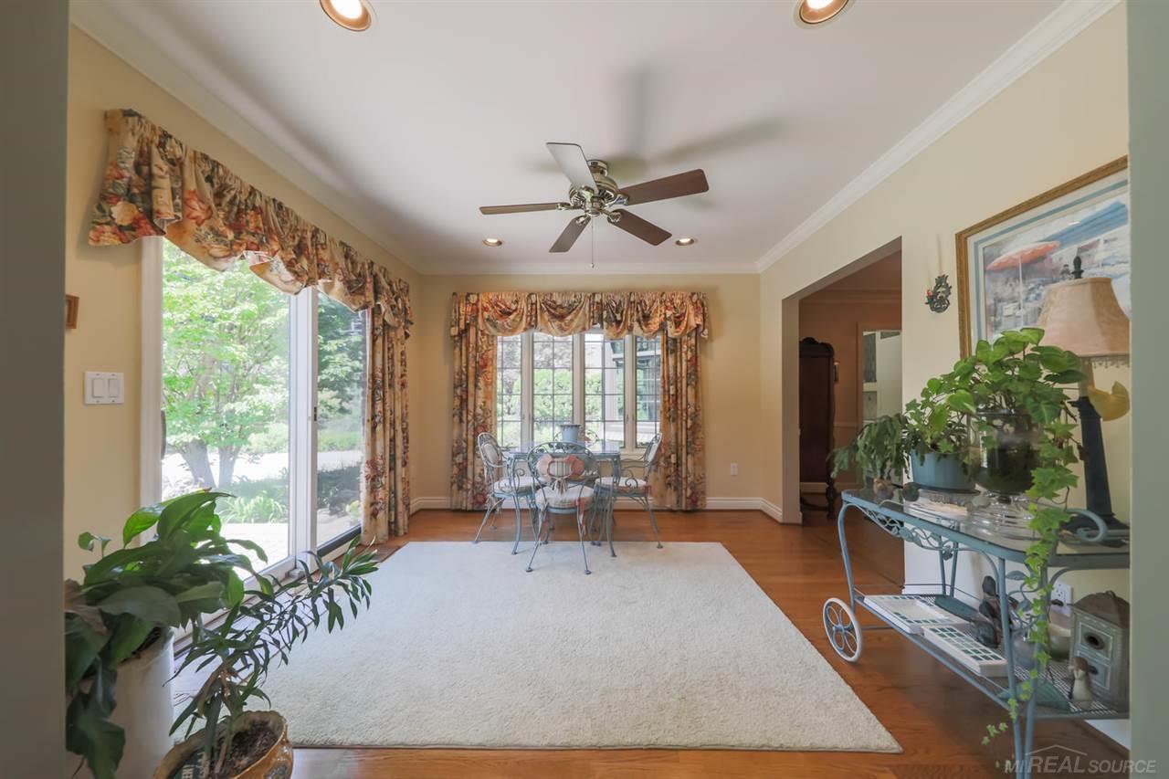 821 Trombley Road Grosse Pointe, MI 48230 - Photo 18 of 60 Sunny Dining Area