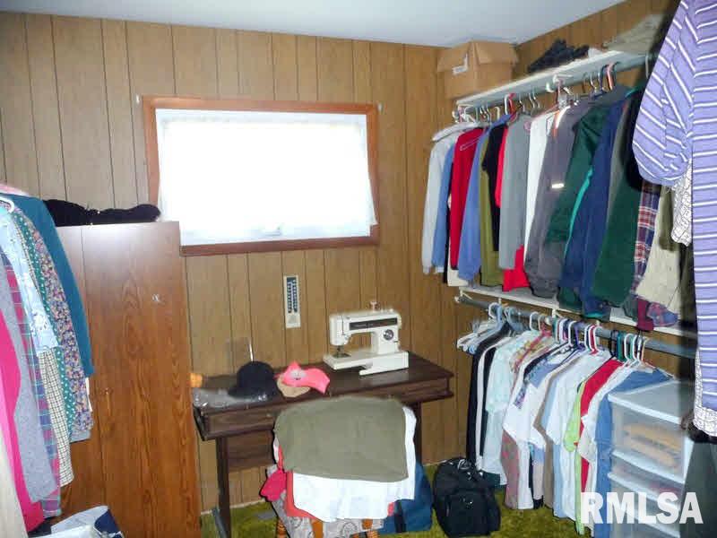 1228 Howard Road Marion, IL 62959 - Photo 20 of 36 Gallery Image 20
