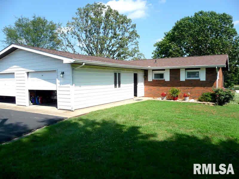1228 Howard Road Marion, IL 62959 - Photo 27 of 36 Gallery Image 27
