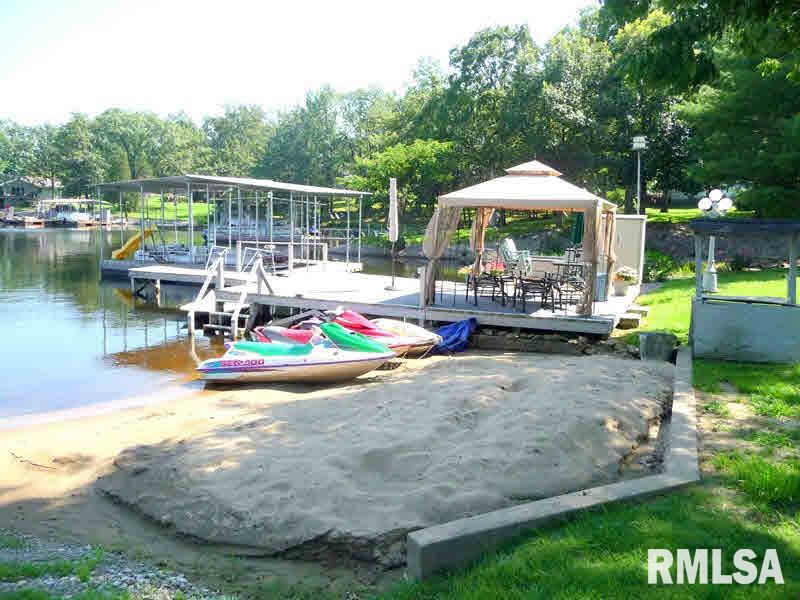 1228 Howard Road Marion, IL 62959 - Photo 4 of 36 Gallery Image 4