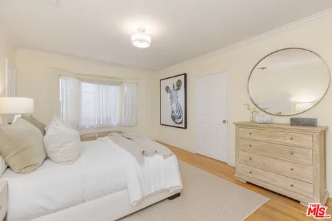 $1,899,000 | 4065 Woodman Canyon, Los Angeles, CA 91423