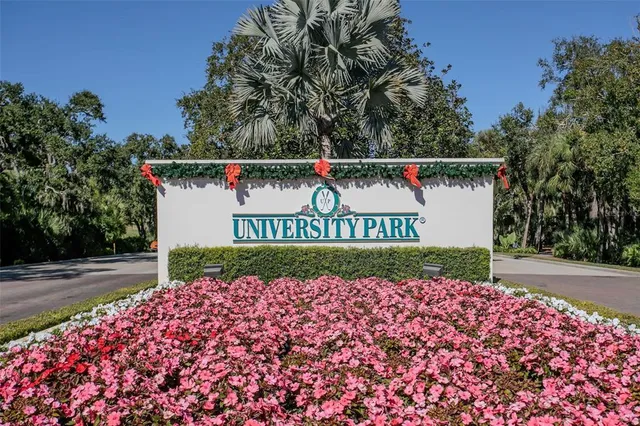 $729,999 | 6404 Wentworth Crossing, University Park, FL 34201