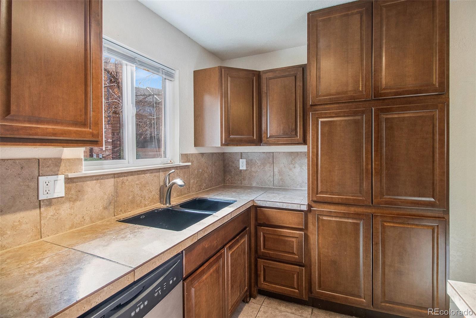 2263 South Buckley Road, Unit 102 Aurora, CO 80013 - Photo 5 of 11 Gallery Image 5