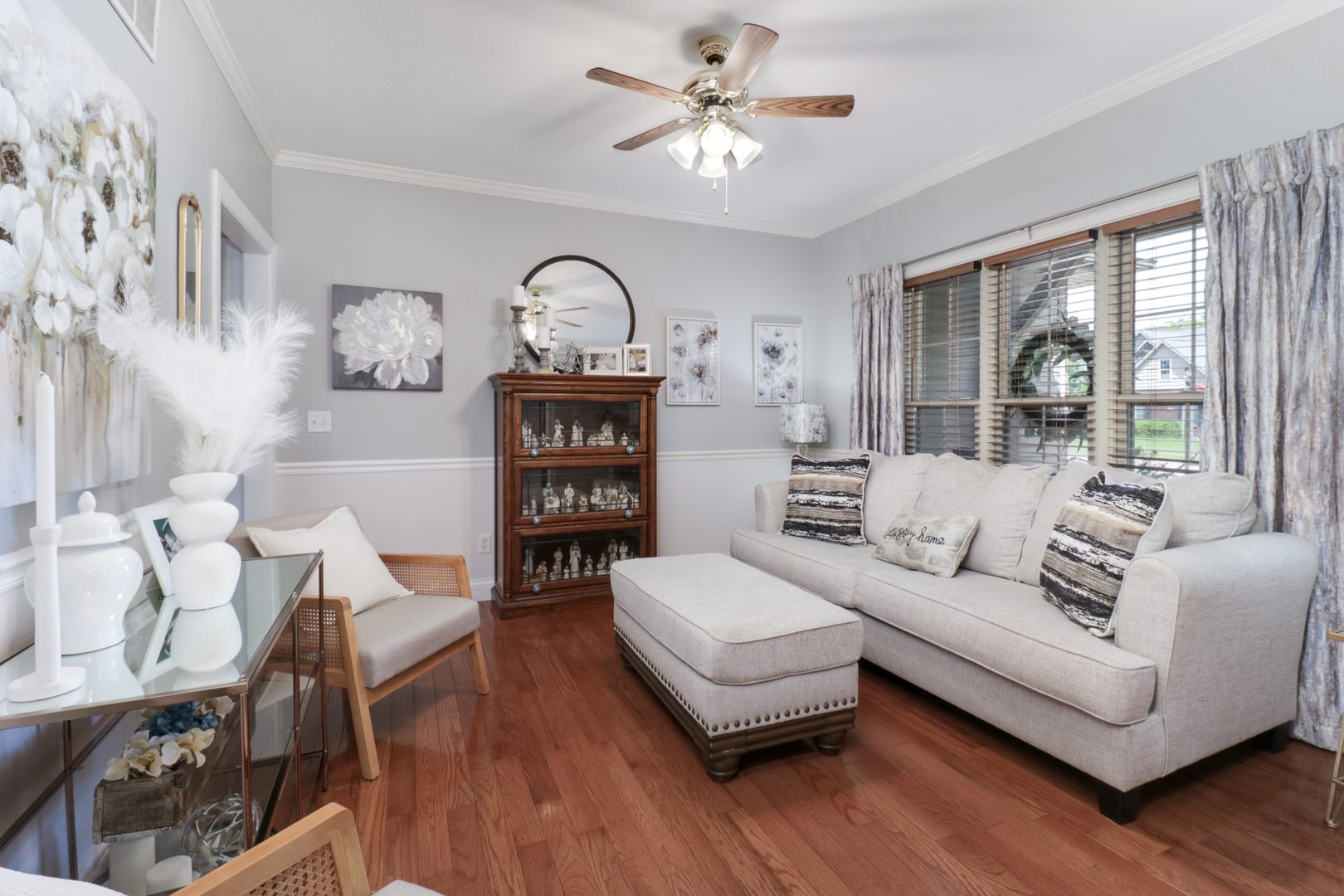 1099 Balsam Road Normal, IL 61761 - Photo 13 of 45 a living room with furniture and wooden floor