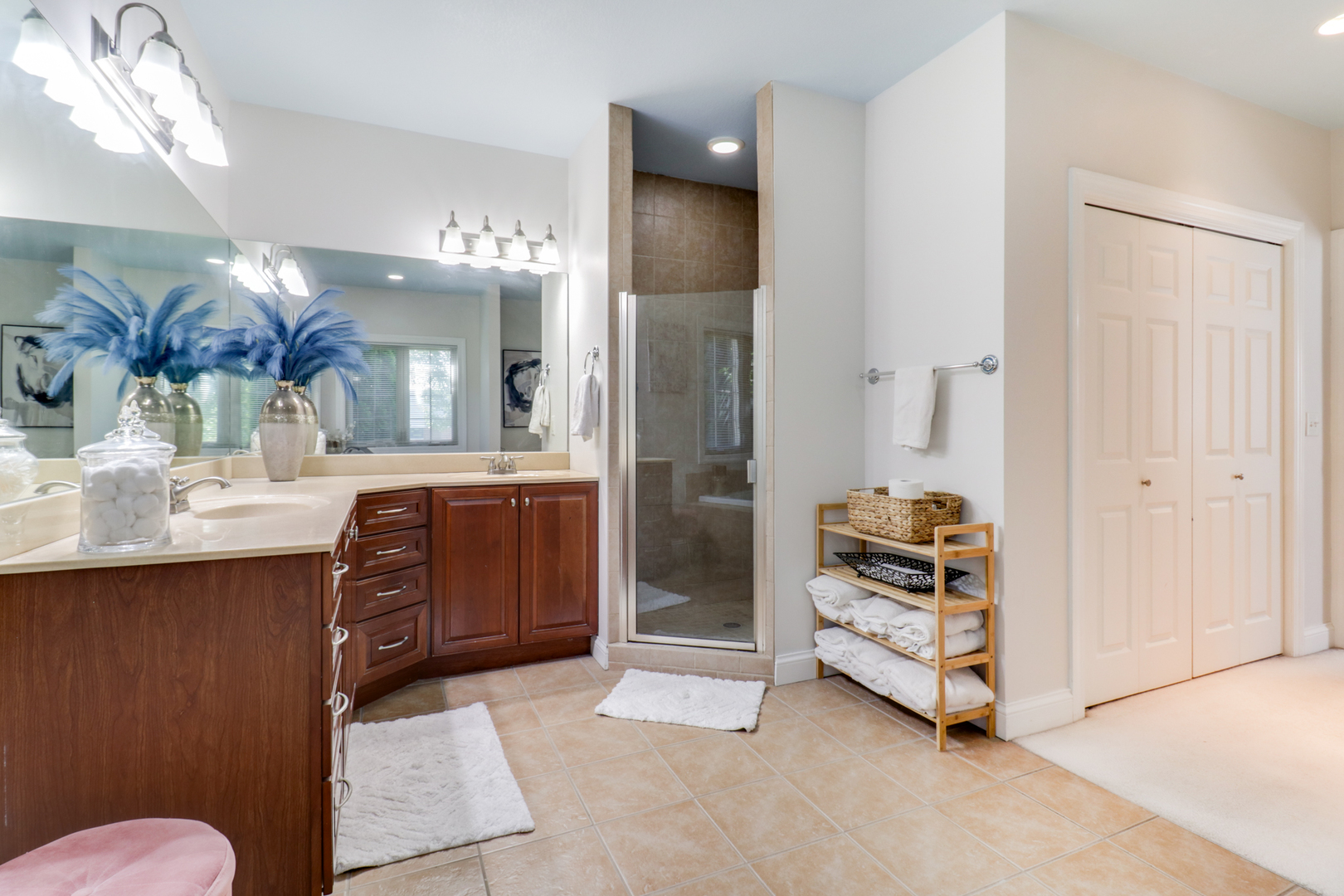1099 Balsam Road Normal, IL 61761 - Photo 20 of 45 a spacious bathroom with a sink double vanity and a mirror