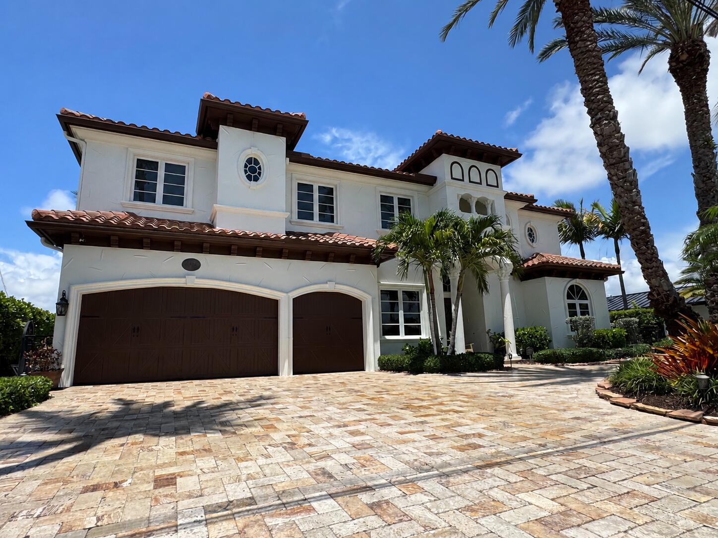 4431 Northeast 24th Avenue Lighthouse Point, FL 33064 - Photo 2 of 40 052026- 1