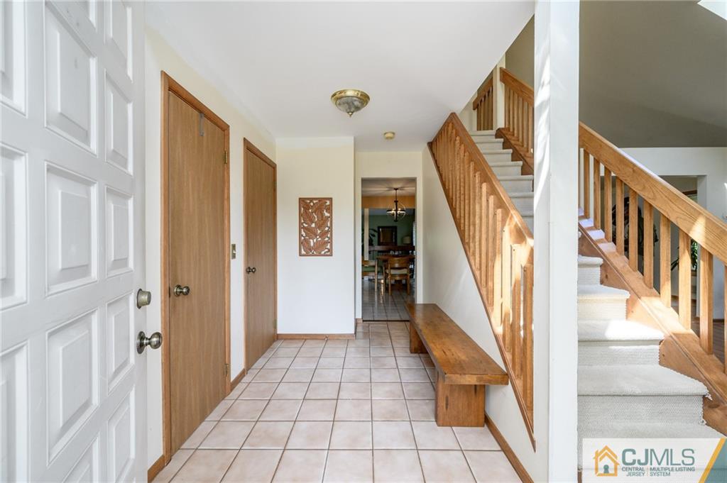 57 Ditmars Circle Hillsborough, NJ 08844 - Photo 3 of 46