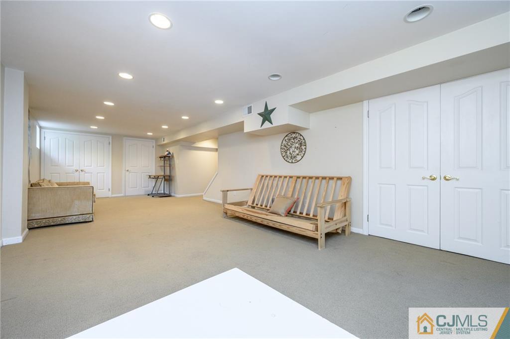 57 Ditmars Circle Hillsborough, NJ 08844 - Photo 37 of 46