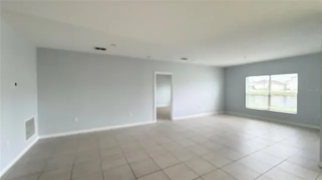 $389,990 | 486 Pine Tree Brg Trail, St. Cloud, FL 34772