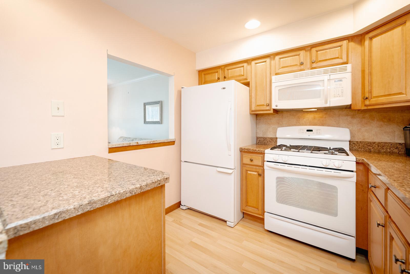3540 Kyle Road Philadelphia, PA 19154 - Photo 11 of 26 Kitchen