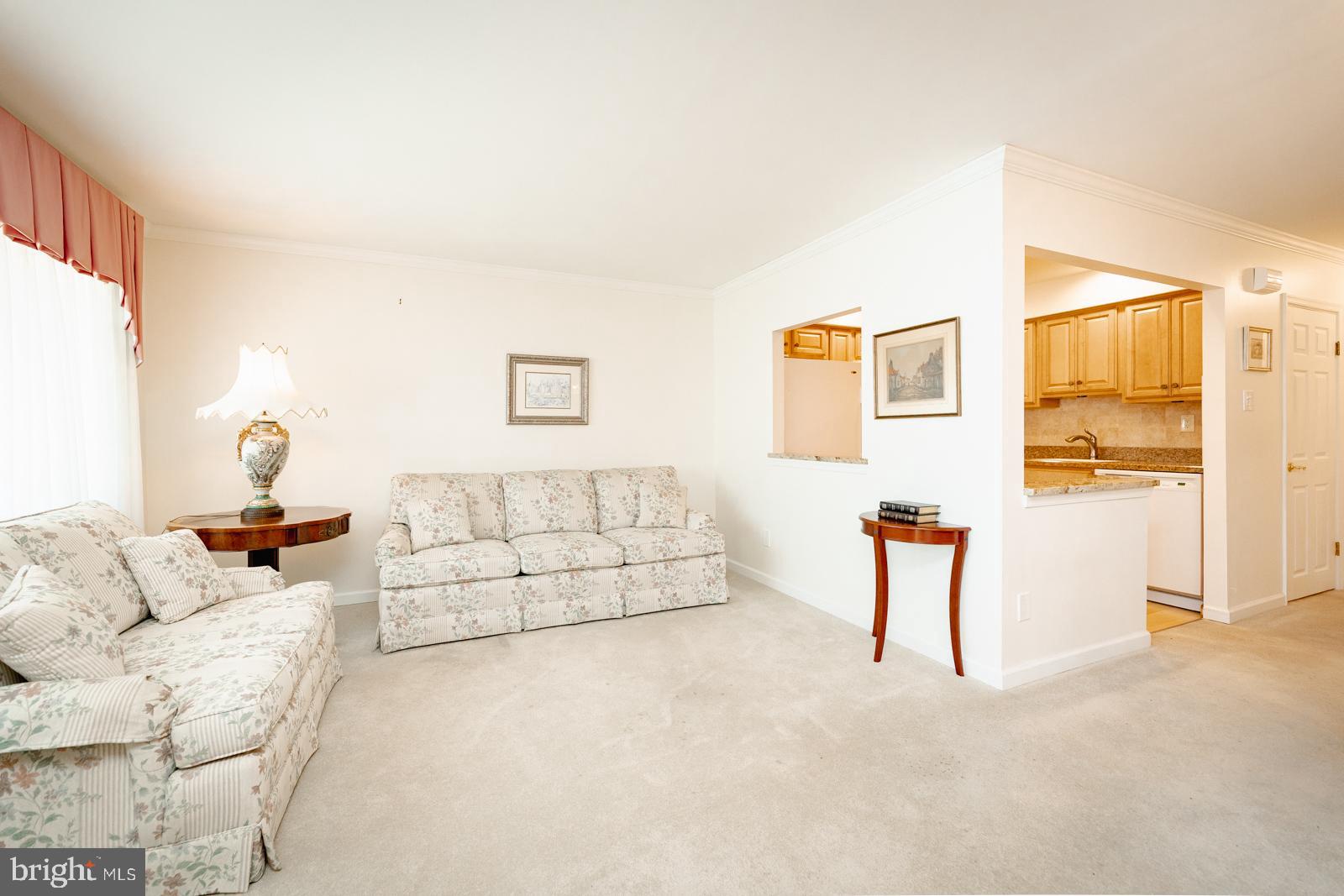 3540 Kyle Road Philadelphia, PA 19154 - Photo 6 of 26 Living Room