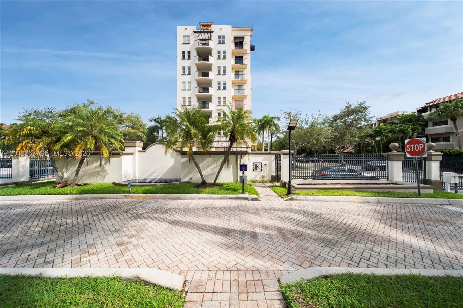 9021 Southwest 94th Street, Unit 310 Miami, FL 33176 - Photo 2 of 41