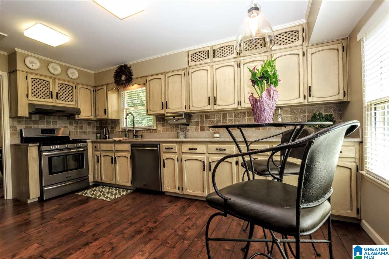 111 Shades Crest Road Birmingham, AL 35226 - Photo 3 of 35