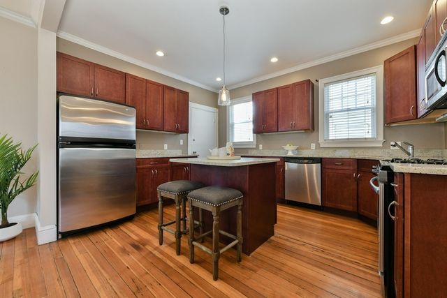$550,000 | 4 Maryland Street, Unit 1, Boston, MA 02125