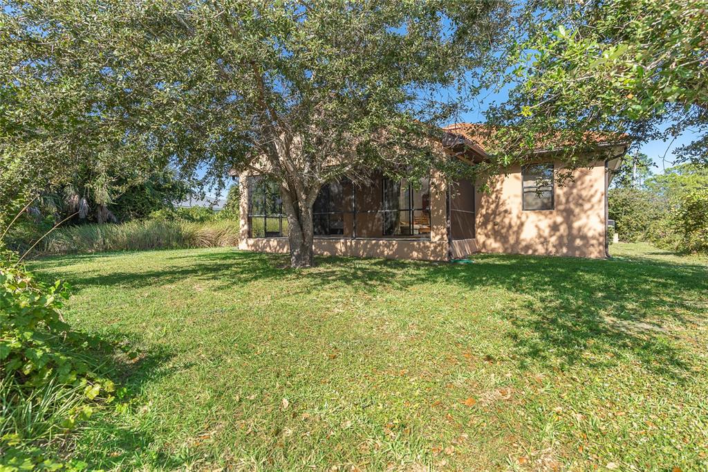 431 Albatross Road Rotonda West, FL 33947 - Photo 17 of 25