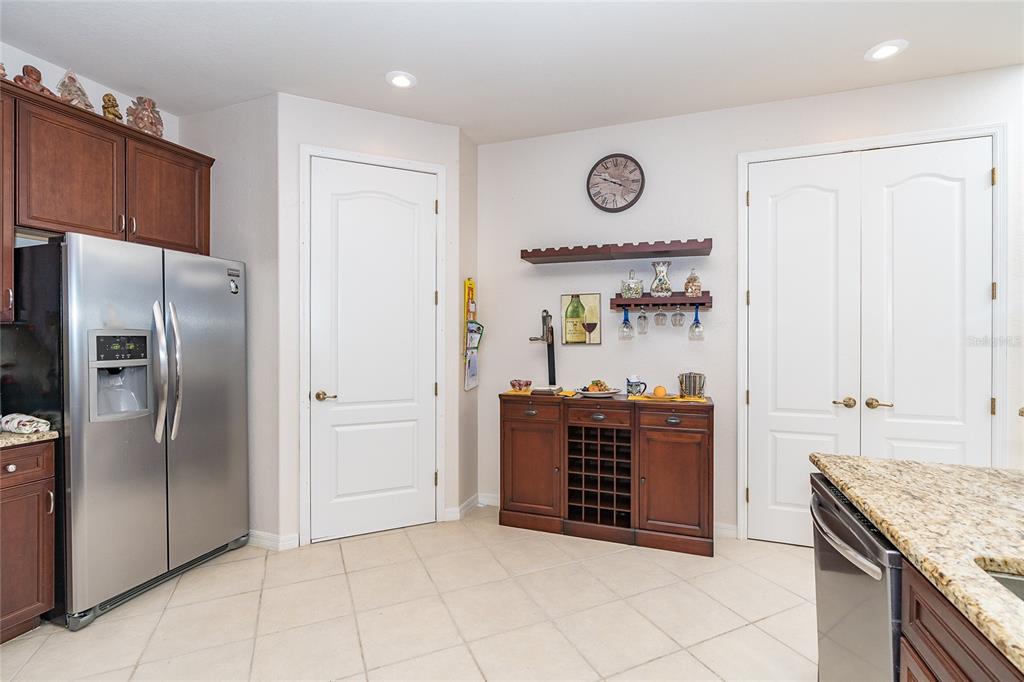 431 Albatross Road Rotonda West, FL 33947 - Photo 10 of 25