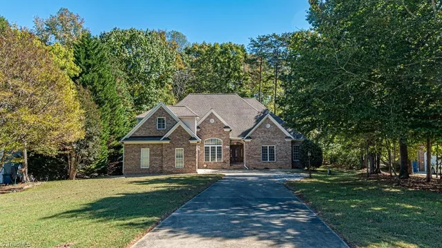 $529,900 | 6981 Brandi Wood Circle, Summerfield, NC 27358