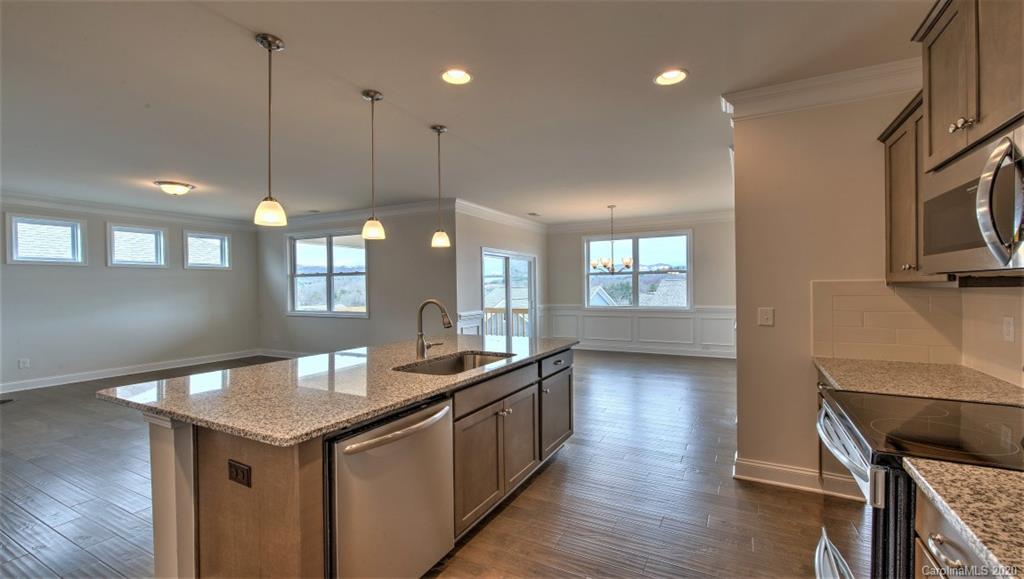 4 Regent Heights Road, Unit 6 Leicester, NC 28748 - Photo 12 of 27 Gallery Image 12