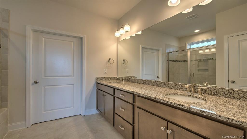 4 Regent Heights Road, Unit 6 Leicester, NC 28748 - Photo 16 of 27 Gallery Image 16