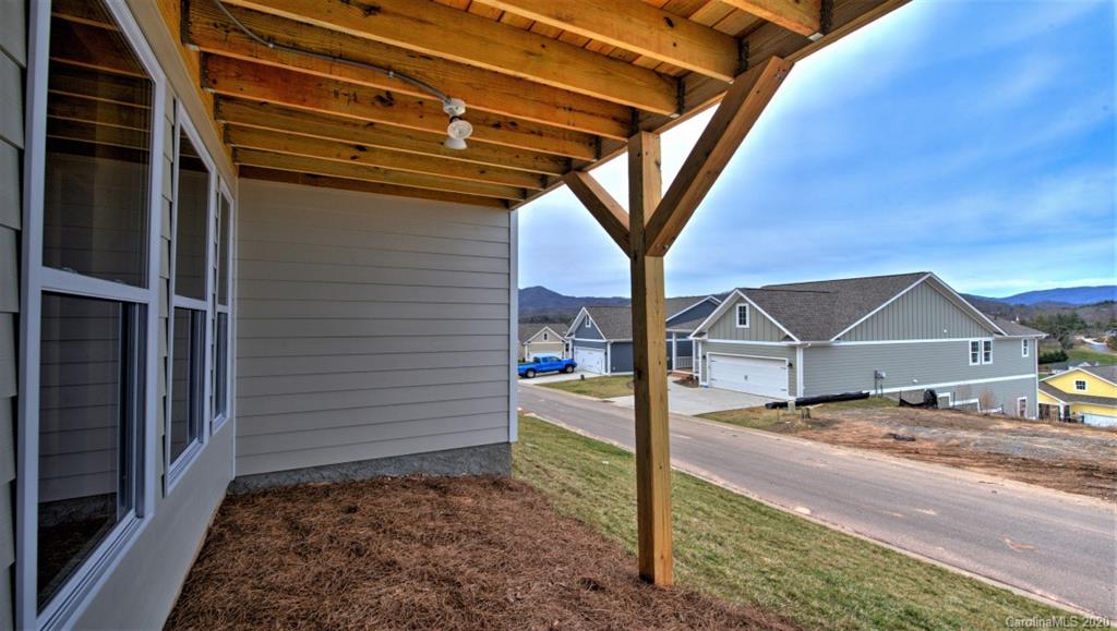 4 Regent Heights Road, Unit 6 Leicester, NC 28748 - Photo 21 of 27 Gallery Image 21
