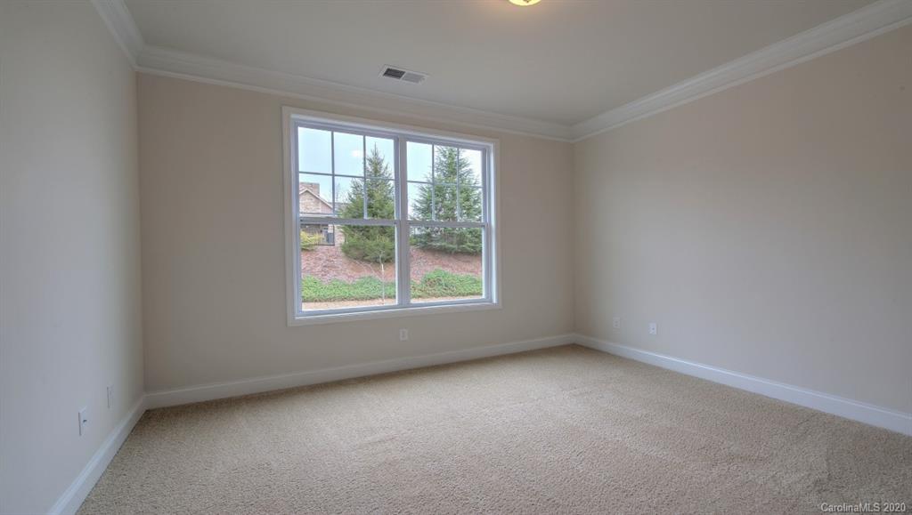 4 Regent Heights Road, Unit 6 Leicester, NC 28748 - Photo 5 of 27 Gallery Image 5