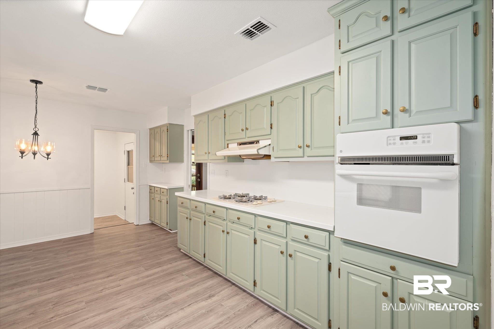4817 Janice Drive Mobile, AL 36618 - Photo 5 of 20